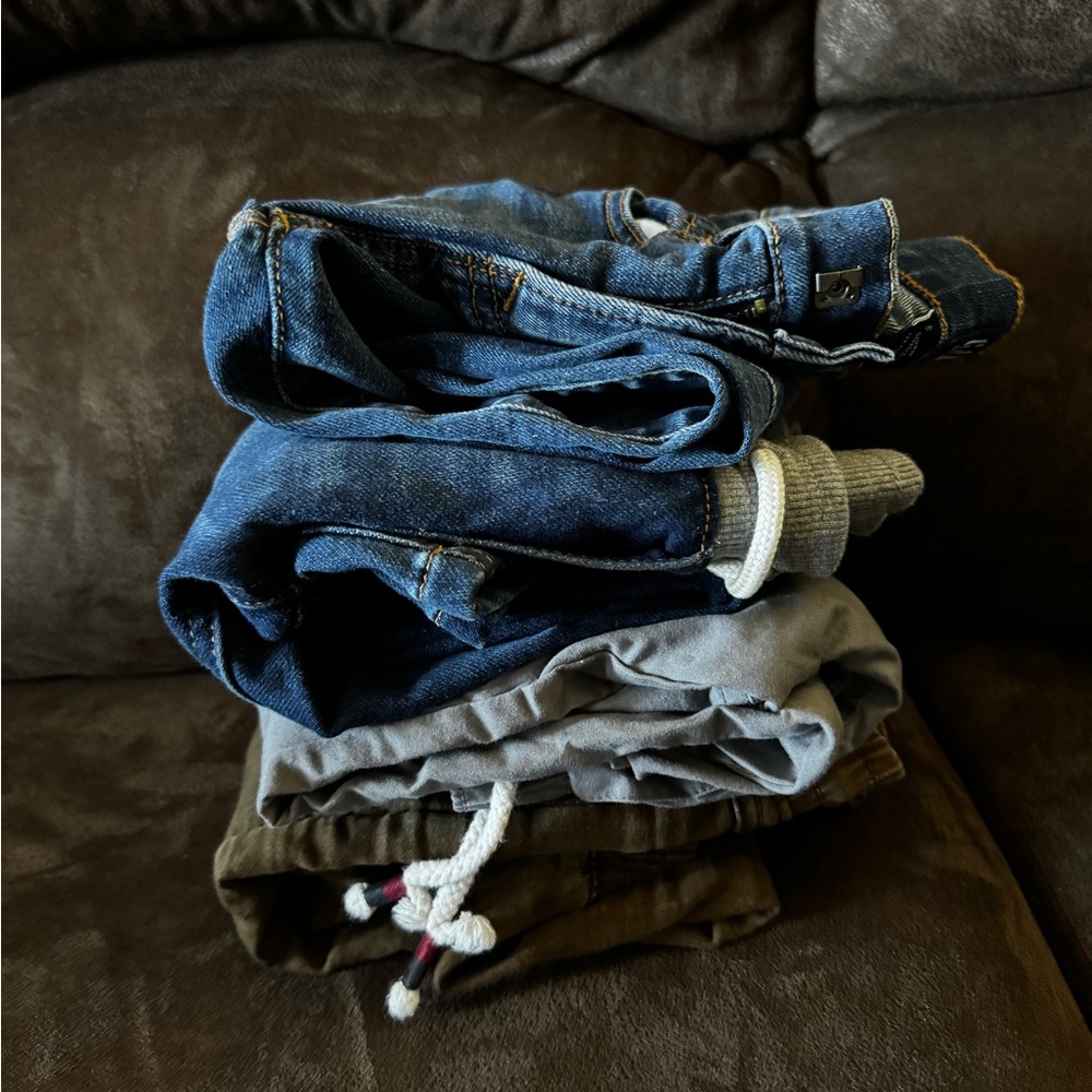 BUNDLE: boy Jeans 5T